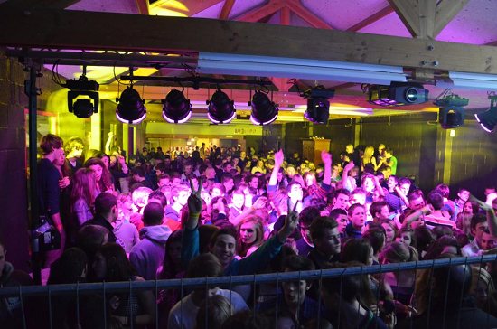 Showers on the dancefloor  - Tournai